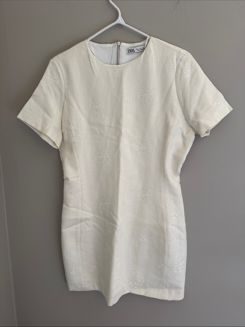 ZARA CREAM EMBROIDERED DRESS